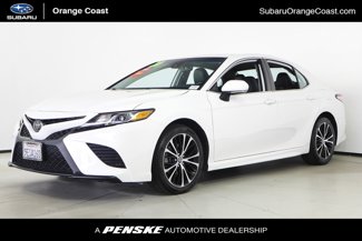 Used 2020 Toyota Camry SE image 1