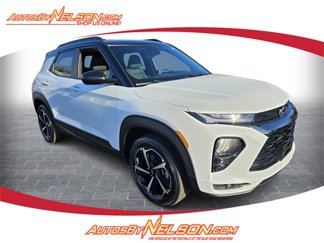 Used 2023 Chevrolet TrailBlazer RS w/ Sun and Liftgate Package image 1