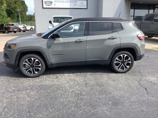 Used 2019 Jeep Compass Trailhawk image 1
