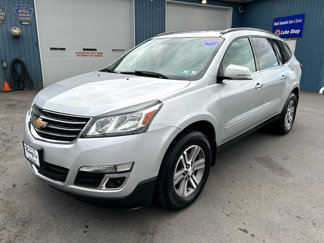 Used 2017 Chevrolet Traverse LT image 1