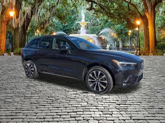 Used 2023 Volvo XC60 B5 Plus image 1