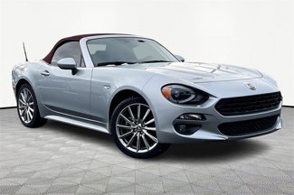 Used 2018 FIAT 124 Spider Lusso image 1