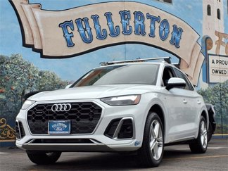 Used 2021 Audi Q5 e Premium w/ Convenience Package image 1