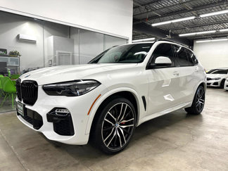 Used 2021 BMW X5 xDrive40i w/ M Sport Package image 1