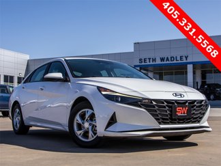 Used 2021 Hyundai Elantra SE image 1