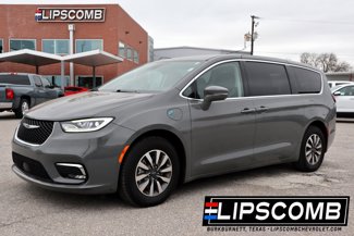 Used 2022 Chrysler Pacifica Touring-L image 1