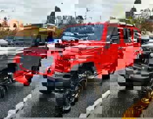 Used 2017 Jeep Wrangler Unlimited Sahara image 1