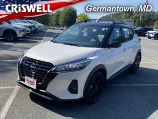 Used 2022 Nissan Kicks SR image 1