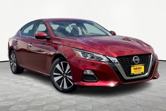 Used 2021 Nissan Altima 2.5 SV image 1
