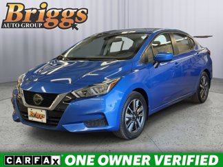 Used 2022 Nissan Versa SV image 1