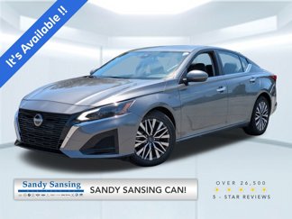 Used 2023 Nissan Altima 2.5 SV image 1