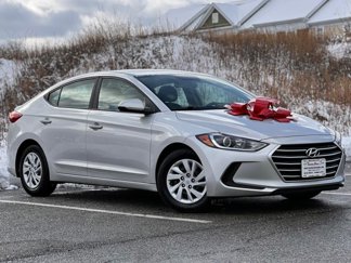 Used 2018 Hyundai Elantra SE image 1