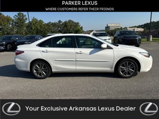 Used 2016 Toyota Camry SE video 1