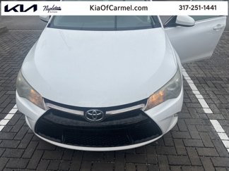 Used 2015 Toyota Camry SE image 1