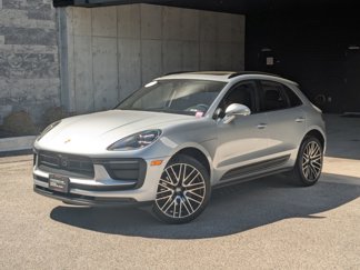 Certified 2022 Porsche Macan image 1