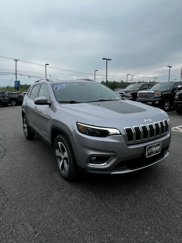 Used 2020 Jeep Cherokee Limited image 1