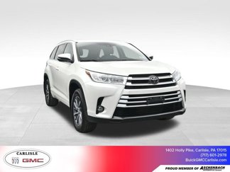 Used 2017 Toyota Highlander XLE image 1