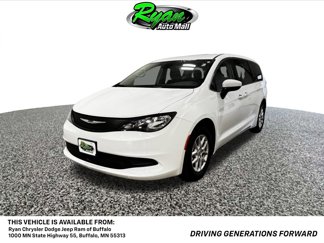 Used 2023 Chrysler Voyager LX image 1