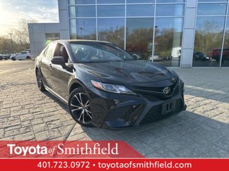 Used 2018 Toyota Camry SE w/ Moonroof Package image 1