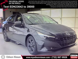 Used 2023 Hyundai Elantra SEL w/ Preferred Accessory Package image 1
