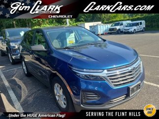 Used 2022 Chevrolet Equinox LS w/ LS Convenience Package image 1