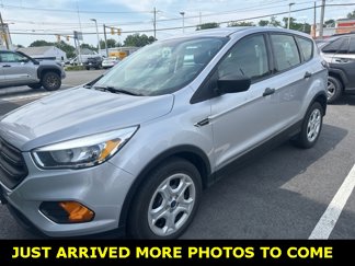 Used 2017 Ford Escape S image 1
