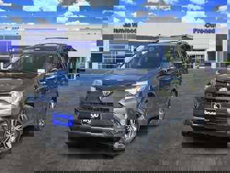 Used 2017 Toyota RAV4 XLE image 1
