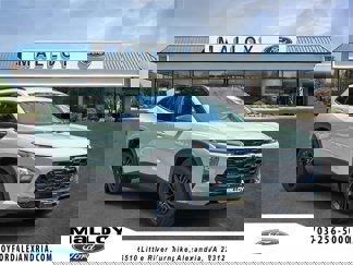 Used 2024 Chevrolet Trax ACTIV w/ Sunroof Package image 1
