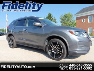 Used 2017 Nissan Rogue SV image 1