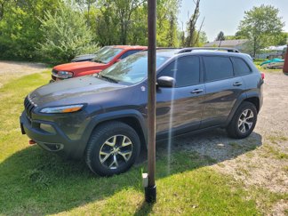 Used 2016 Jeep Cherokee Trailhawk image 1