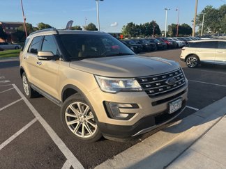 Used 2017 Ford Explorer Limited image 1