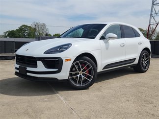 Certified 2024 Porsche Macan S image 1