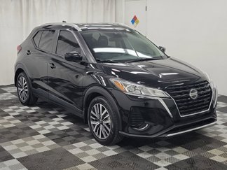 Certified 2021 Nissan Kicks SV image 1