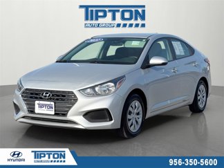 Used 2022 Hyundai Accent SE image 1