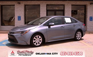 Used 2023 Toyota Corolla LE image 1