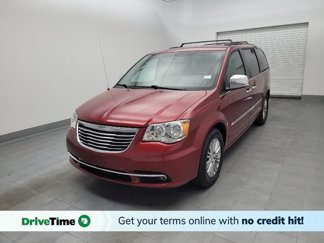 Used 2016 Chrysler Town & Country Touring-L w/ Driver Convenience Group image 1
