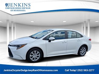 Used 2022 Toyota Corolla LE image 1
