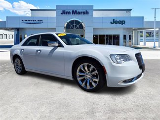 Used 2019 Chrysler 300 Limited image 1