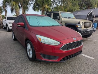 Used 2015 Ford Focus SE image 1