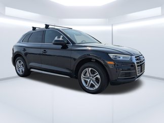 Used 2019 Audi Q5 2.0T Premium w/ Convenience Package image 1