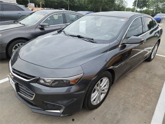 Used 2018 Chevrolet Malibu LT w/ Leather Package image 1