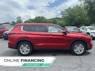 Used 2022 Mitsubishi Outlander ES image 1
