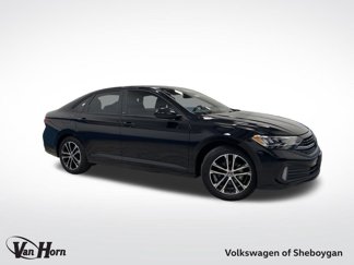 Used 2023 Volkswagen Jetta Sport image 1
