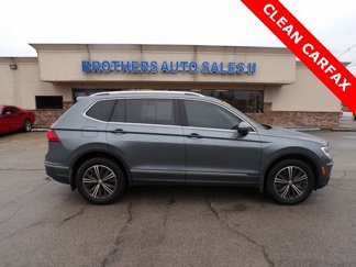Used 2018 Volkswagen Tiguan SEL image 1