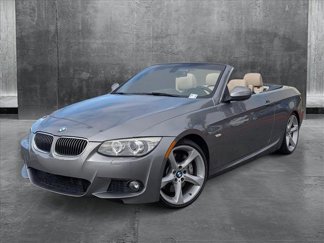 Used 2013 BMW 335i Convertible image 1