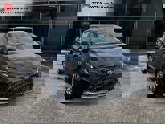 Used 2022 Toyota Corolla LE image 1