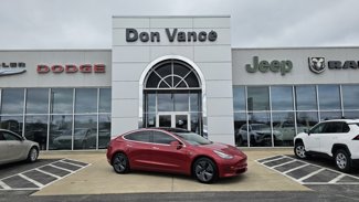Used 2019 Tesla Model 3 Standard Range image 1