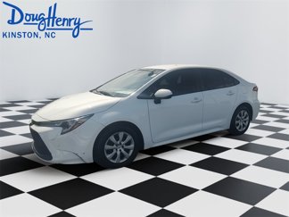 Used 2021 Toyota Corolla LE image 1