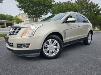 Used 2015 Cadillac SRX Luxury image 1