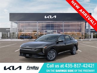 New 2025 Kia K4 LX image 1